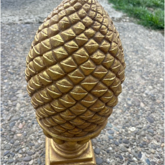 Vintage 14” Ceramic Pineapple Stand Goldenridge Floor Decor - Picture 1 of 3